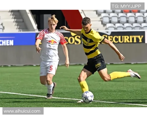 莱比锡大胜本菲卡帽子戏法引爆全场激情时刻回顾